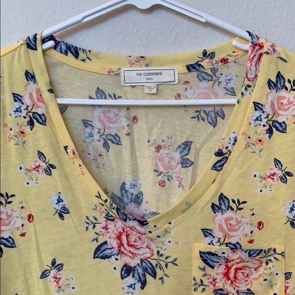 Floral T-shirt - Picture 4 of 6